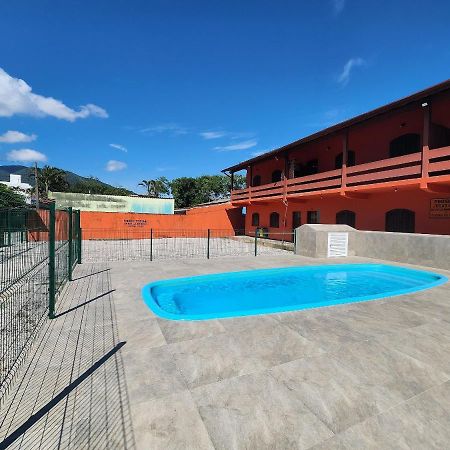 0001.03 - Maranduba - Apto - 2 Dormitorio - 8 Pessoas - 2 Quadras Do Mar - Piscina - Wi-Fi Ubatuba Kültér fotó
